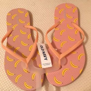 Banana flip flops🤗